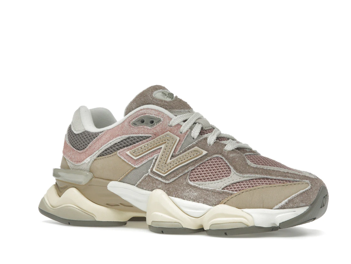 Vue 4 de New Balance 9060 Landslide Mushroom