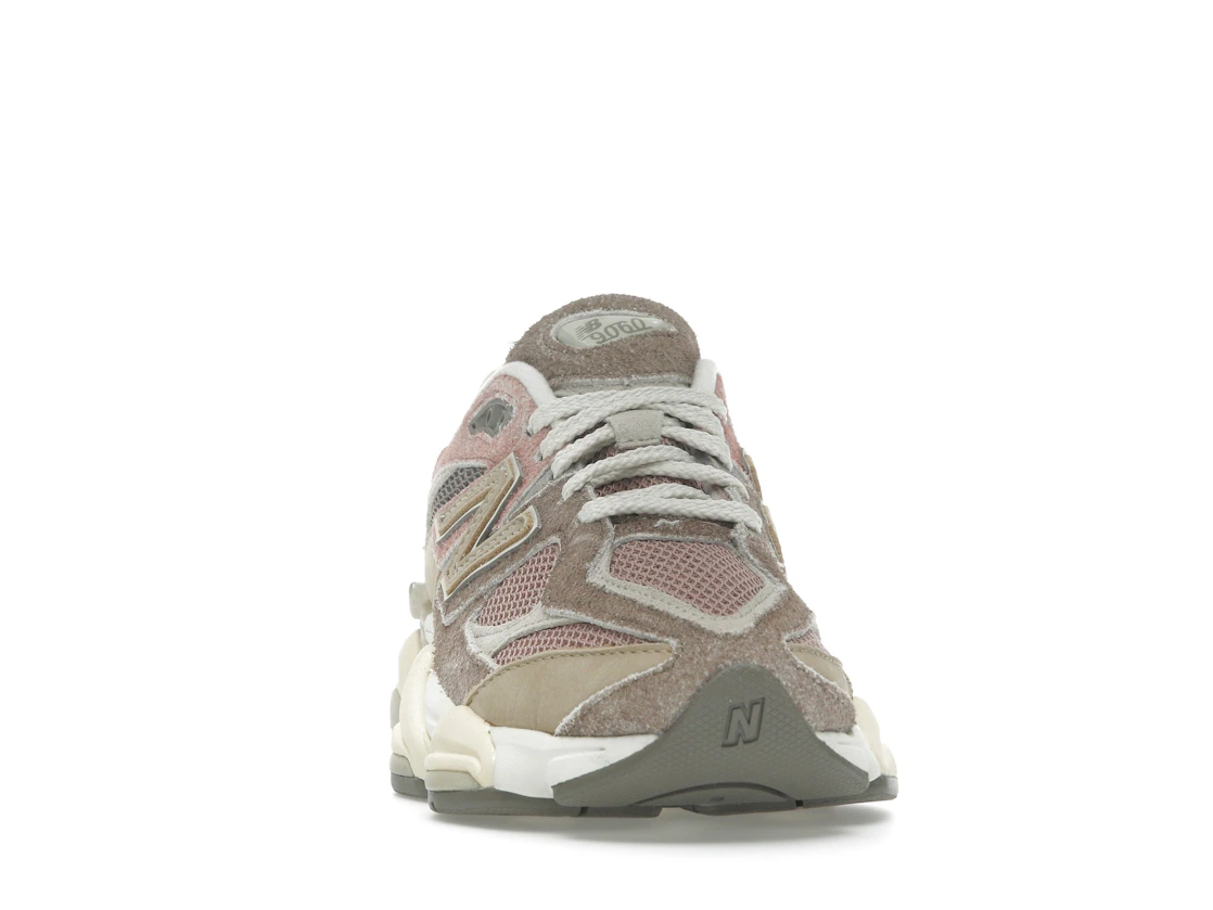 Vue 9 de New Balance 9060 Landslide Mushroom