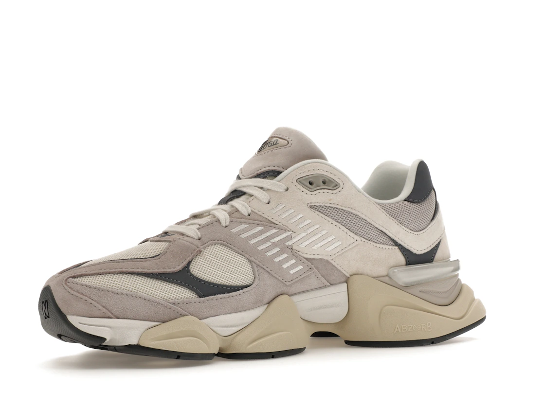 Vue 16 de New Balance 9060 Moonrock Linen