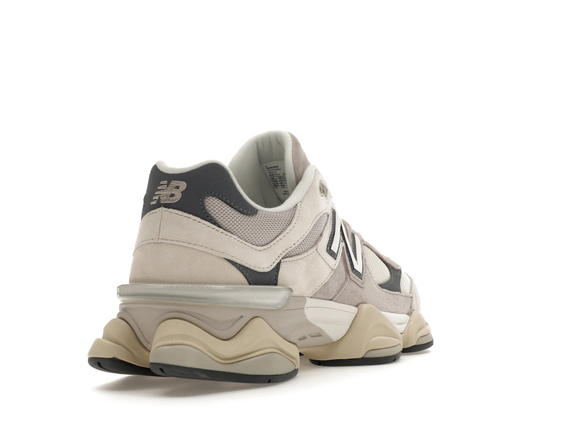 Vue 31 de New Balance 9060 Moonrock Linen