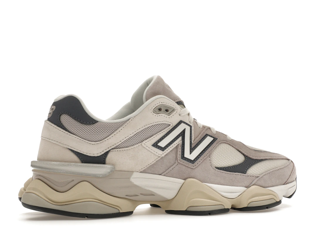 Vue 35 de New Balance 9060 Moonrock Linen