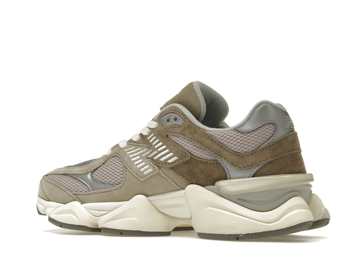 Vue 22 de New Balance 9060 Mushroom Aluminum
