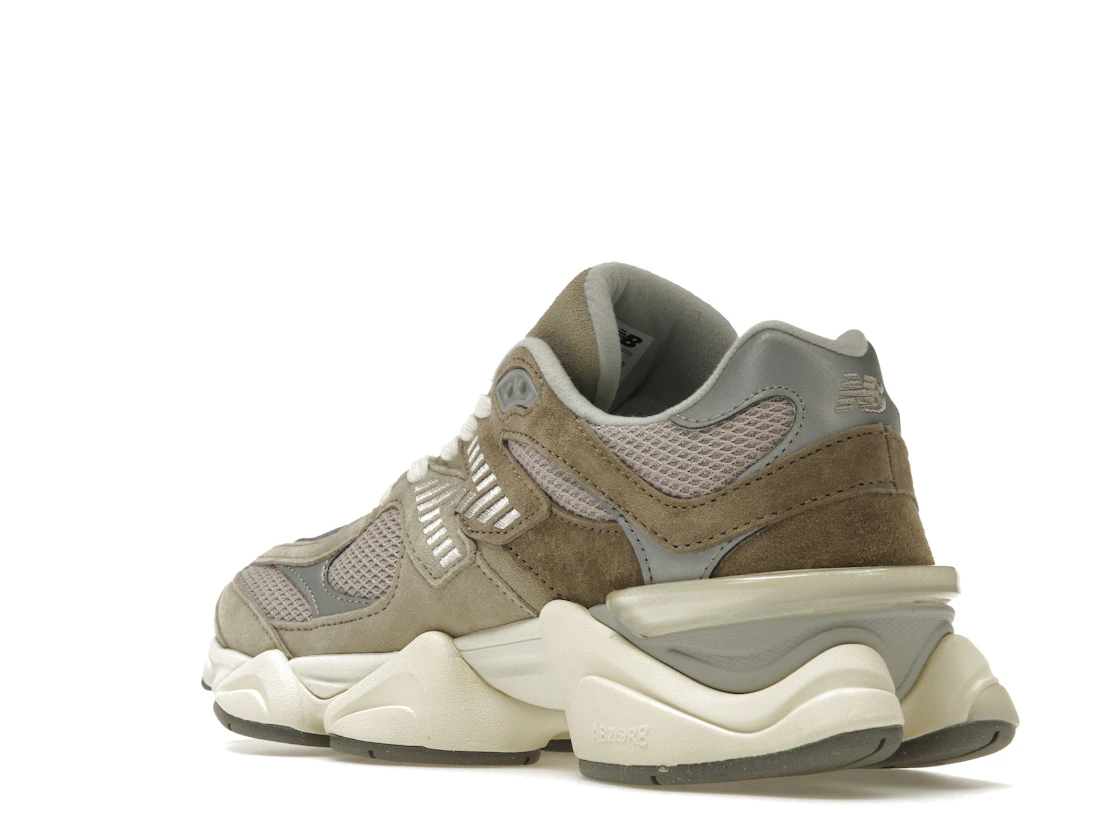 Vue 24 de New Balance 9060 Mushroom Aluminum