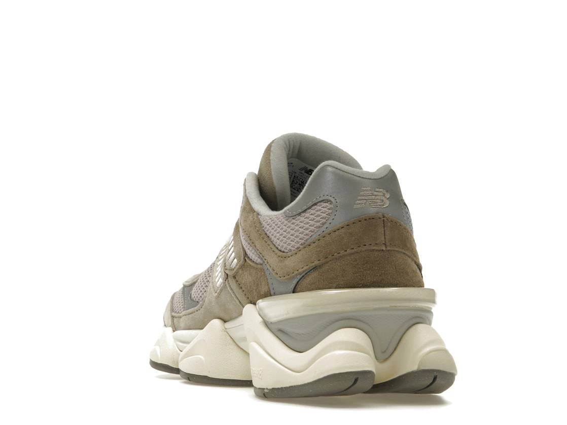 Vue 26 de New Balance 9060 Mushroom Aluminum