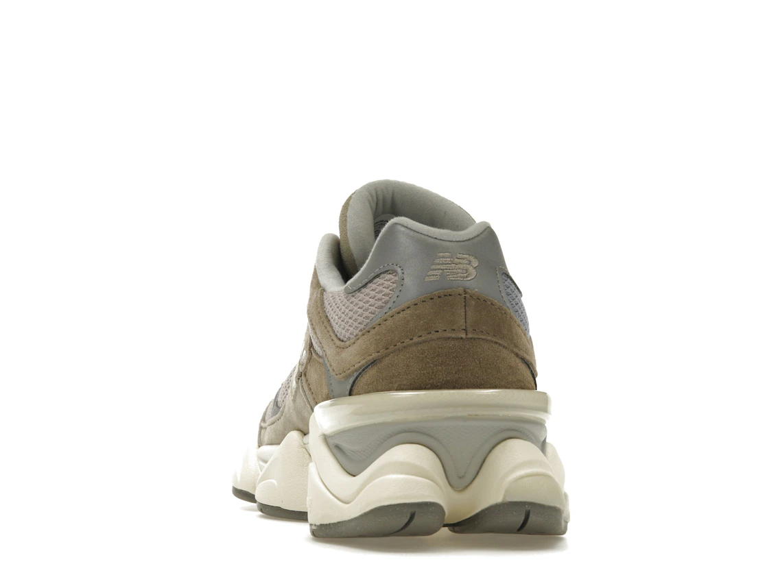 Vue 27 de New Balance 9060 Mushroom Aluminum