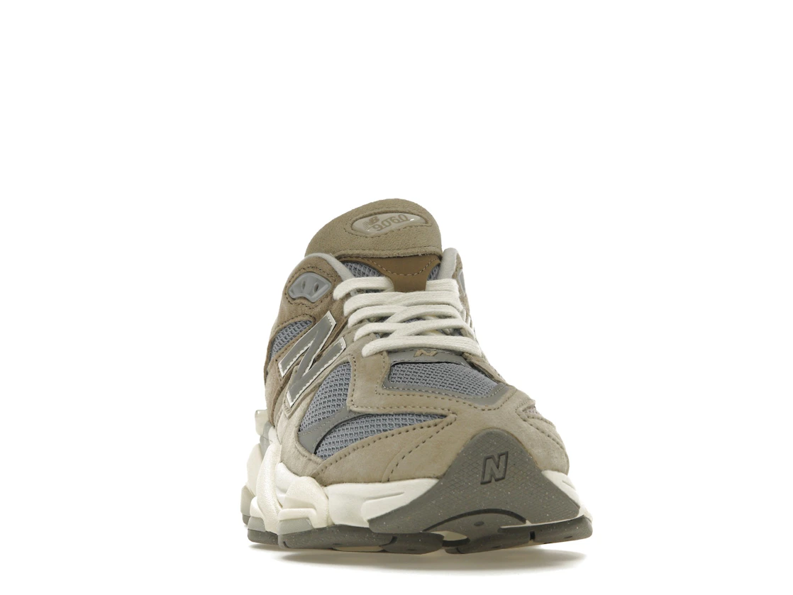 Vue 9 de New Balance 9060 Mushroom Aluminum