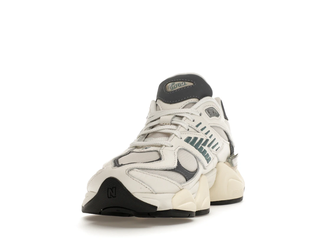 Vue 12 de New Balance 9060 New Spruce