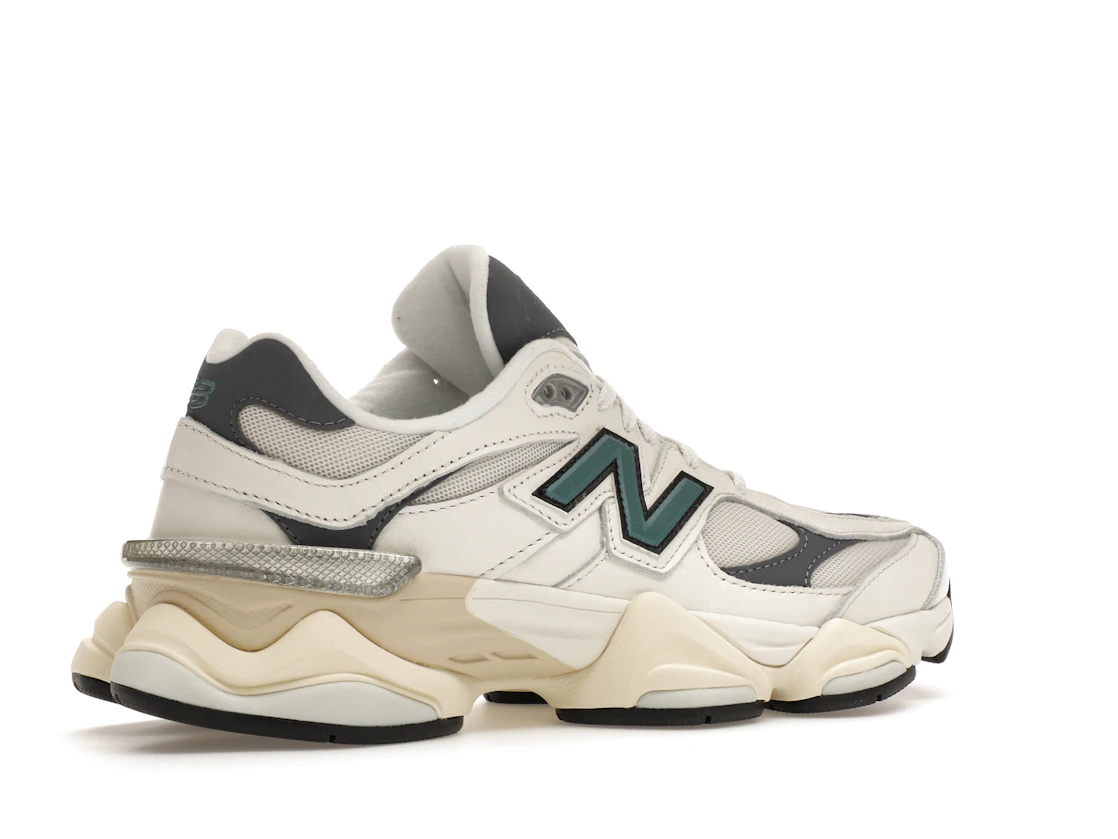 Vue 34 de New Balance 9060 New Spruce