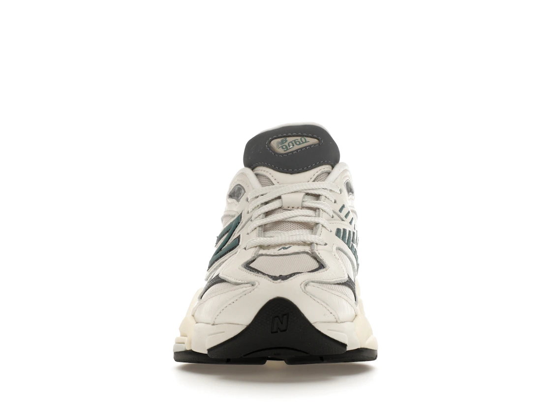 Vue 10 de New Balance 9060 New Spruce
