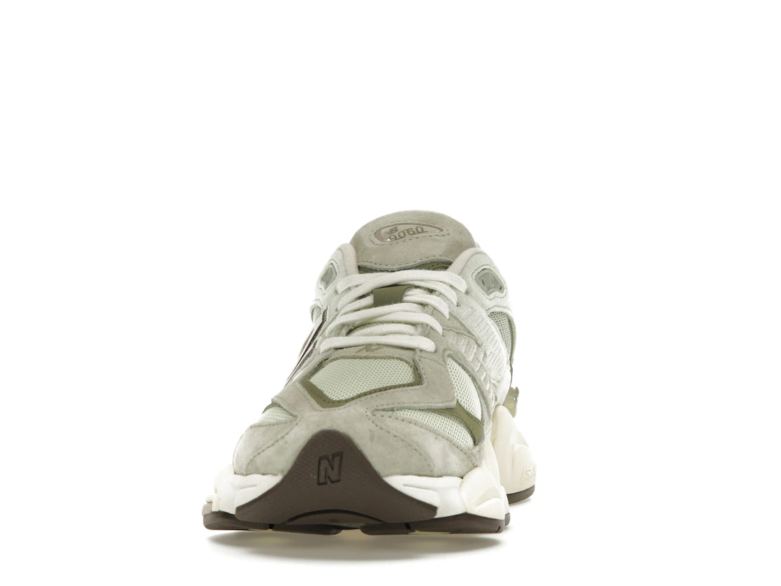 Vue 11 de New Balance 9060 Olivine