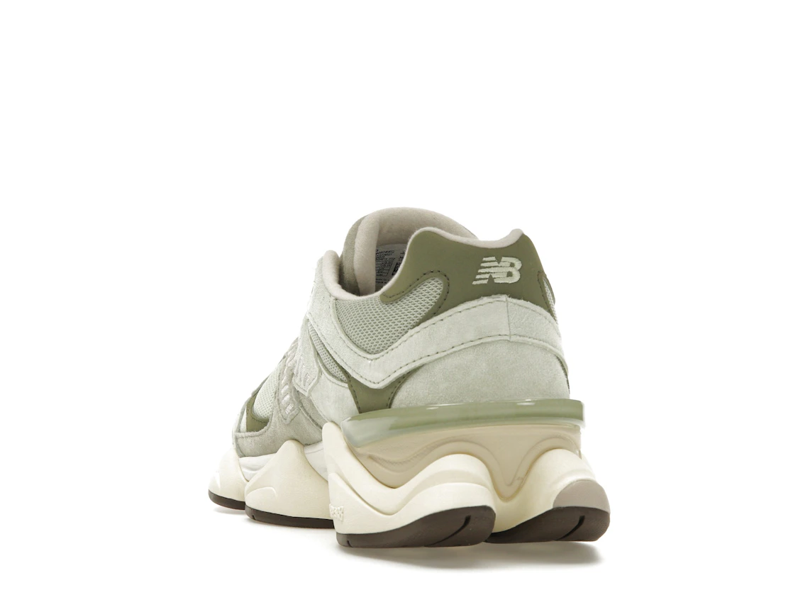 Vue 26 de New Balance 9060 Olivine