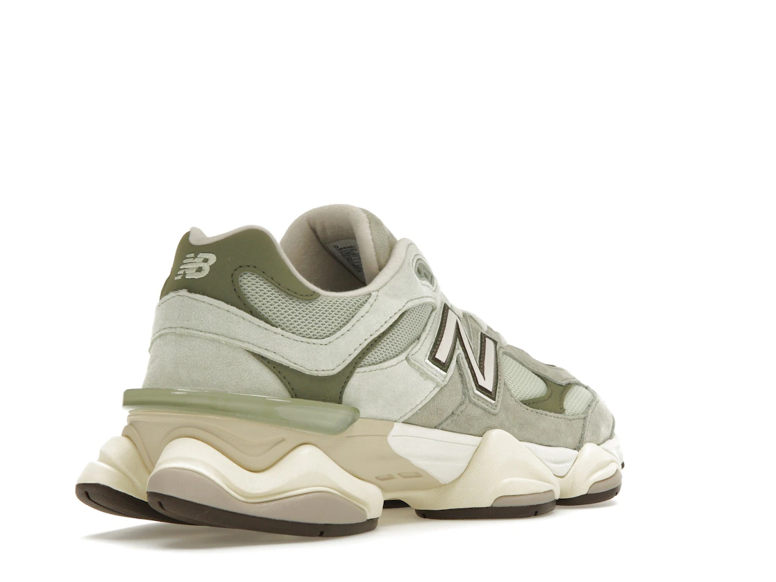 Vue 32 de New Balance 9060 Olivine