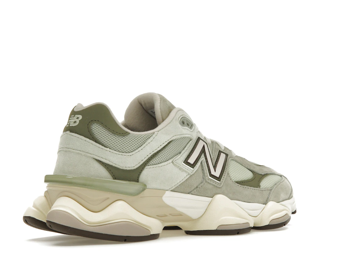 Vue 33 de New Balance 9060 Olivine