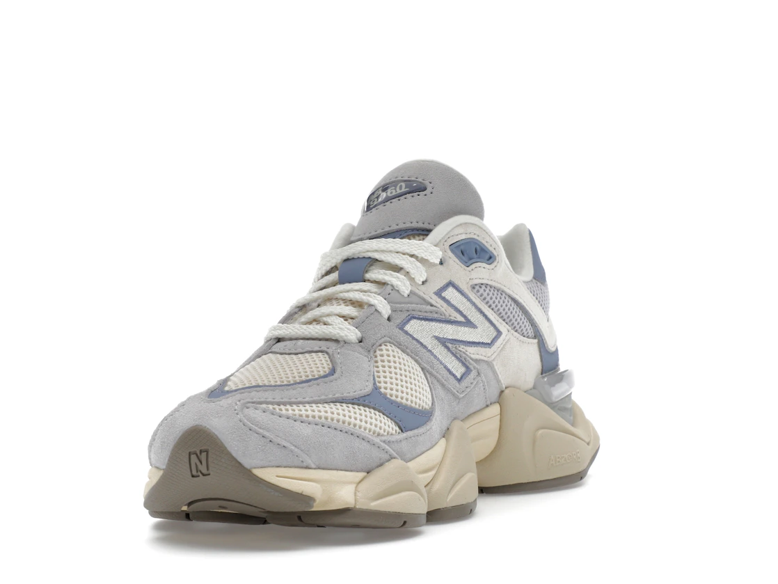 Vue 13 de New Balance 9060 Pearl Grey Linen
