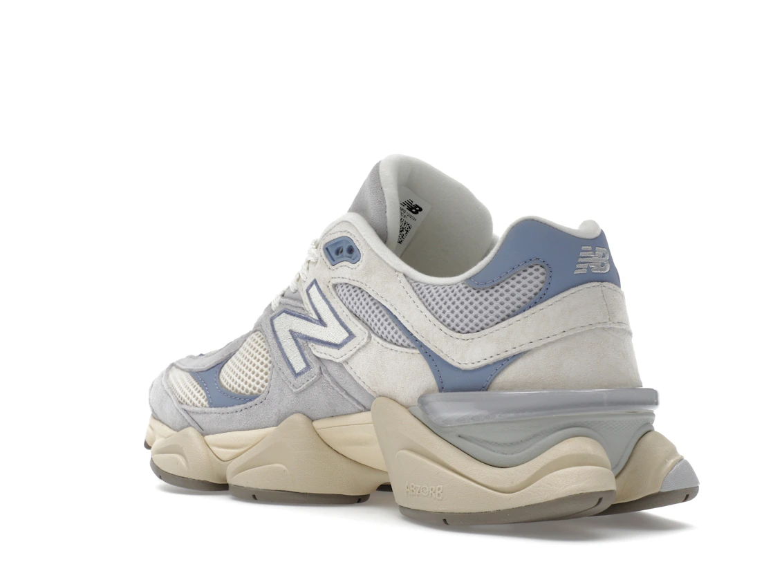 Vue 24 de New Balance 9060 Pearl Grey Linen