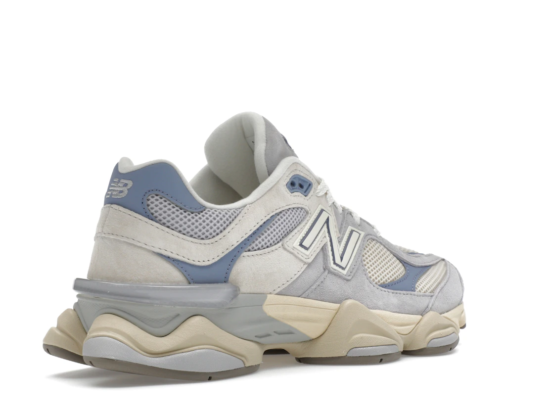 Vue 33 de New Balance 9060 Pearl Grey Linen