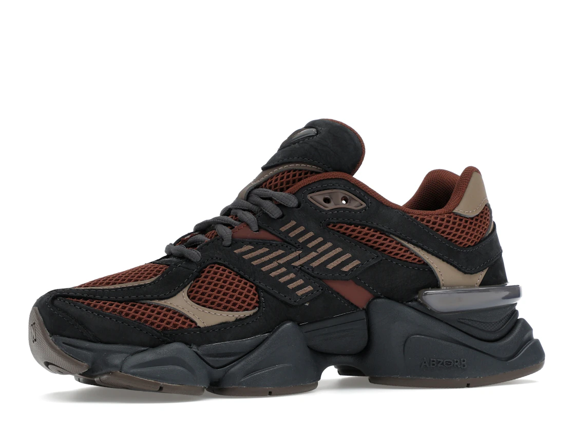 Vue 17 de New Balance 9060 Phantom Rich Oak