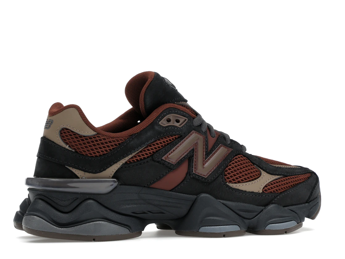Vue 35 de New Balance 9060 Phantom Rich Oak