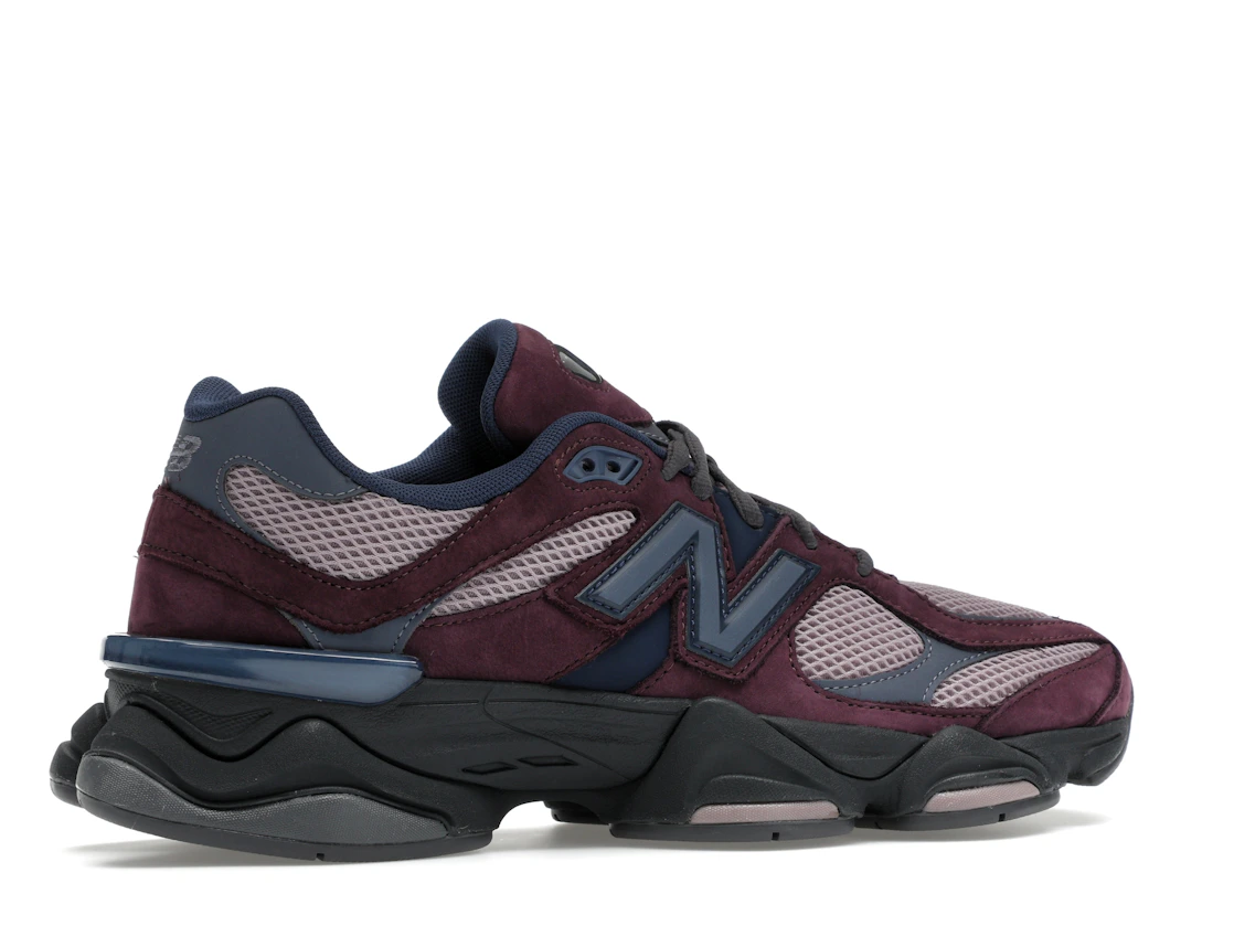 Vue 35 de New Balance 9060 Plum Brown Ice Wine