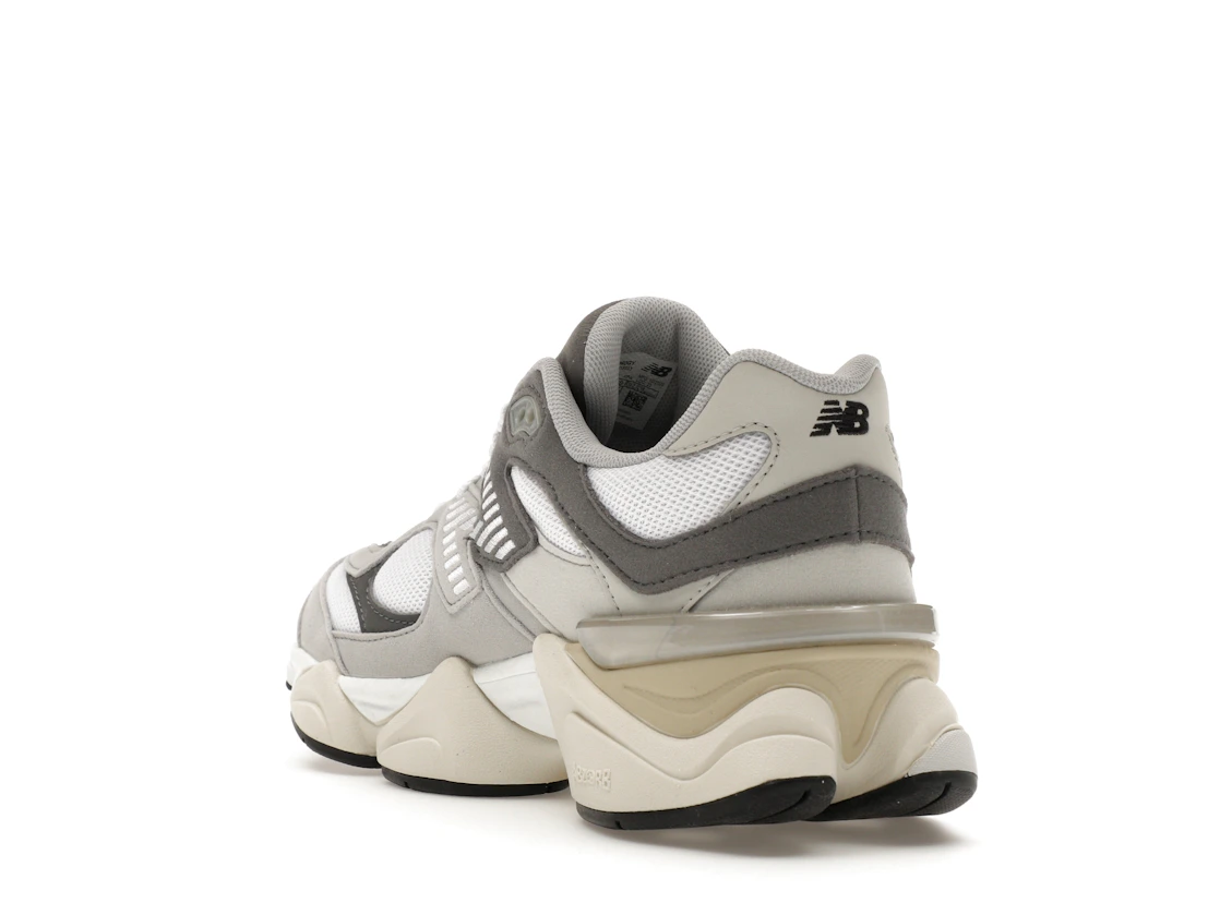 Vue 25 de New Balance 9060 Rain Cloud (GS)
