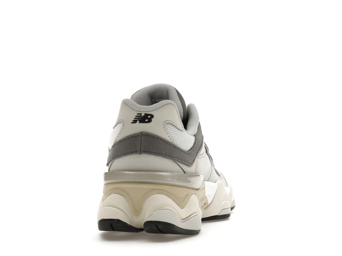 Vue 29 de New Balance 9060 Rain Cloud (GS)