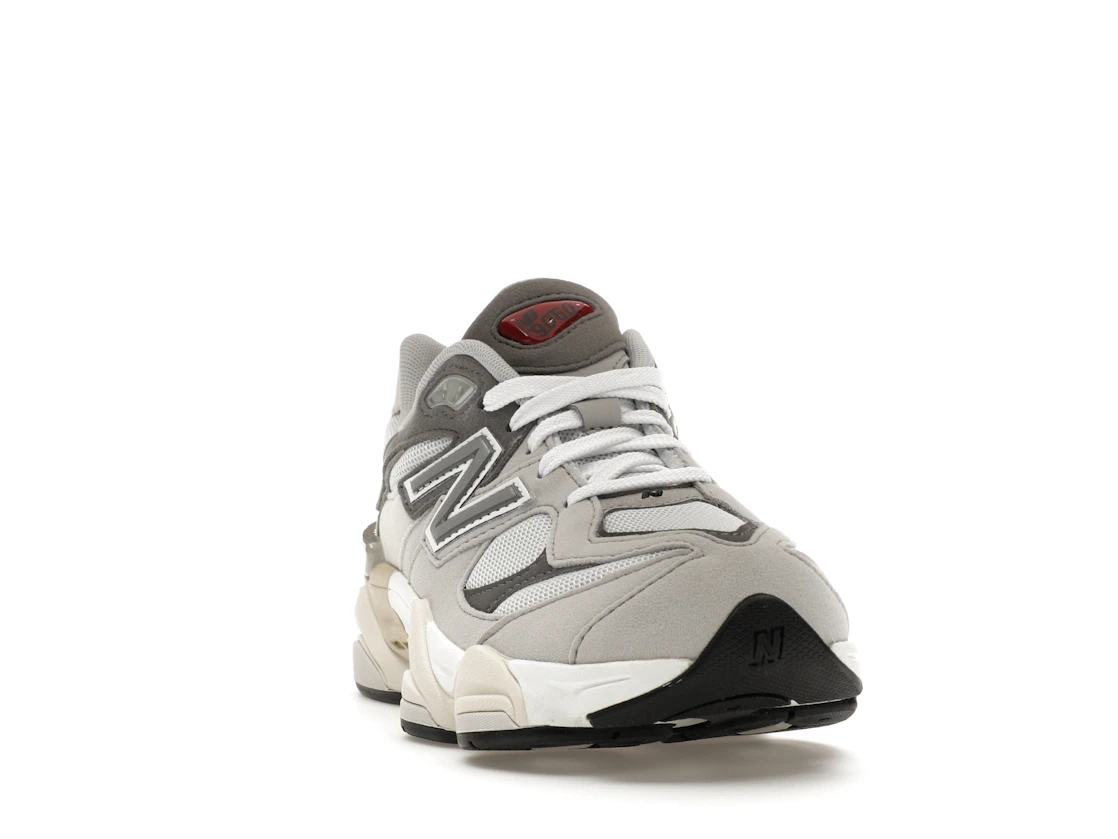 Vue 8 de New Balance 9060 Rain Cloud (GS)