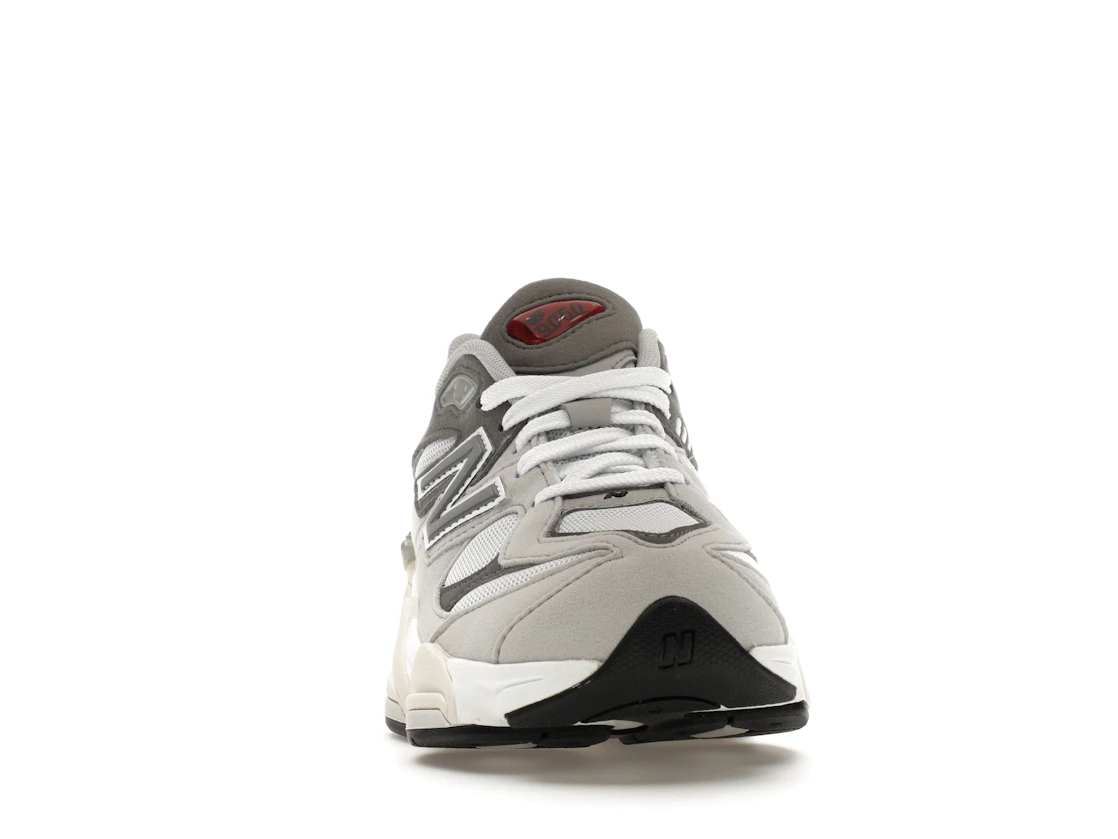 Vue 9 de New Balance 9060 Rain Cloud (GS)