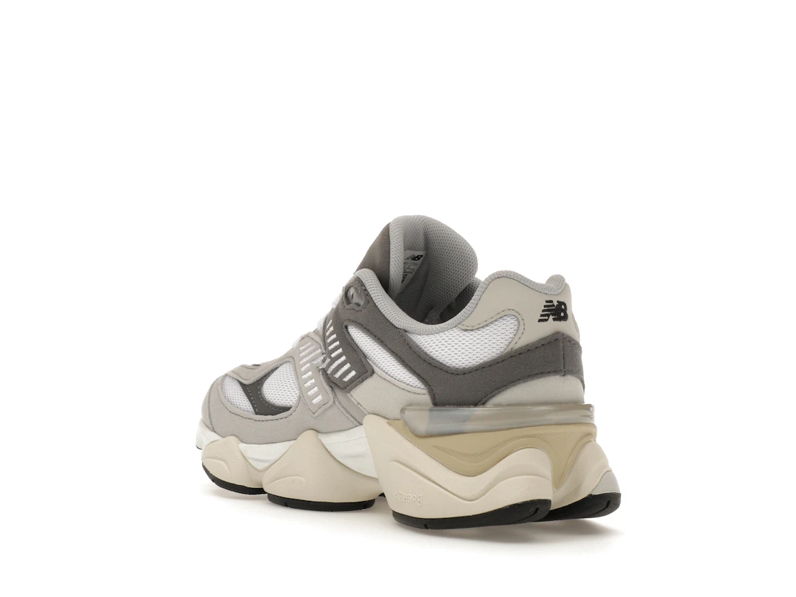 Vue 24 de New Balance 9060 Rain Cloud (PS)
