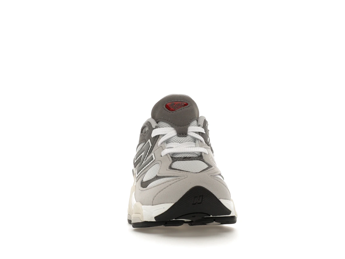 Vue 9 de New Balance 9060 Rain Cloud (PS)