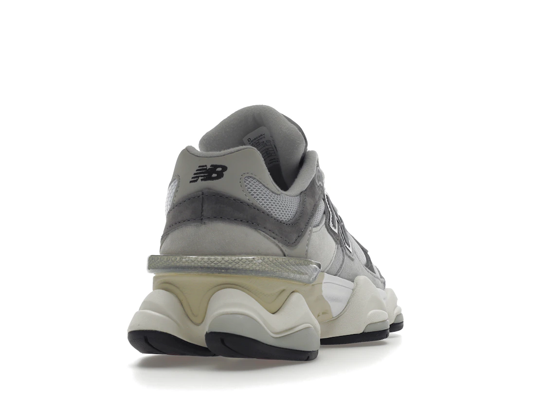 Vue 30 de New Balance 9060 Rain Cloud Grey