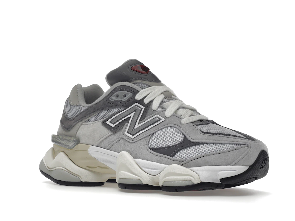 Vue 5 de New Balance 9060 Rain Cloud Grey