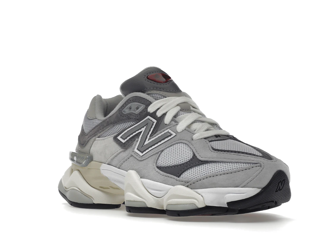 Vue 6 de New Balance 9060 Rain Cloud Grey