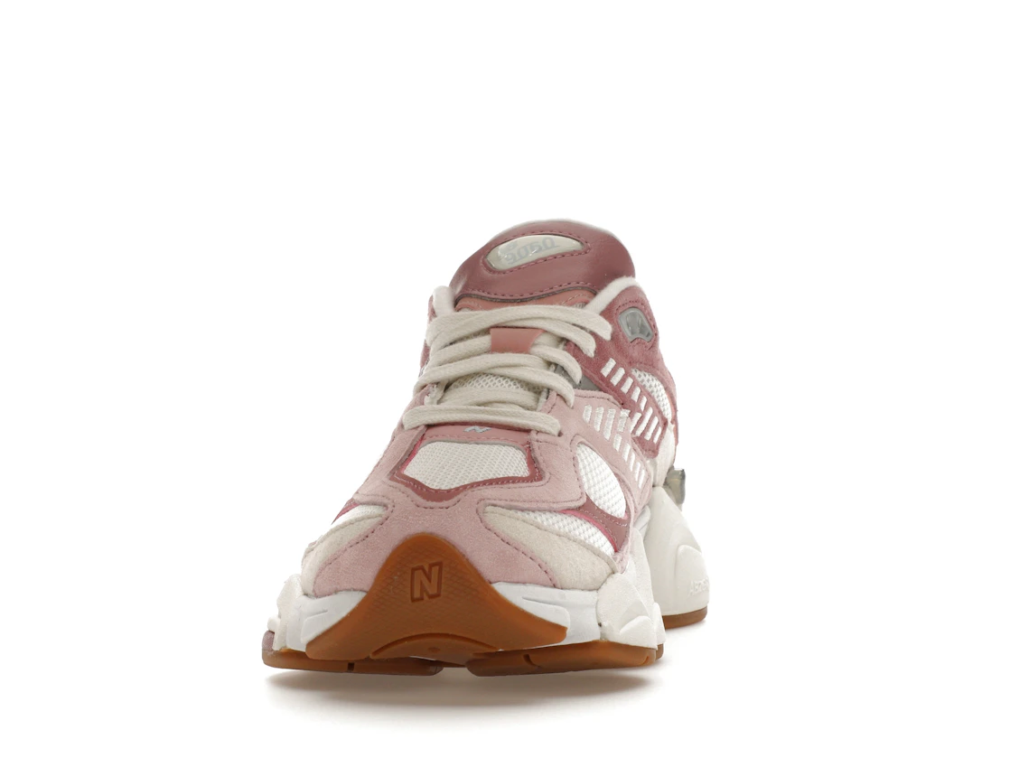 Vue 11 de New Balance 9060 Rose Pink