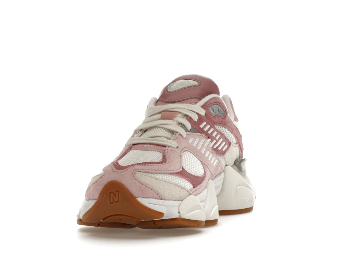 Vue 12 de New Balance 9060 Rose Pink