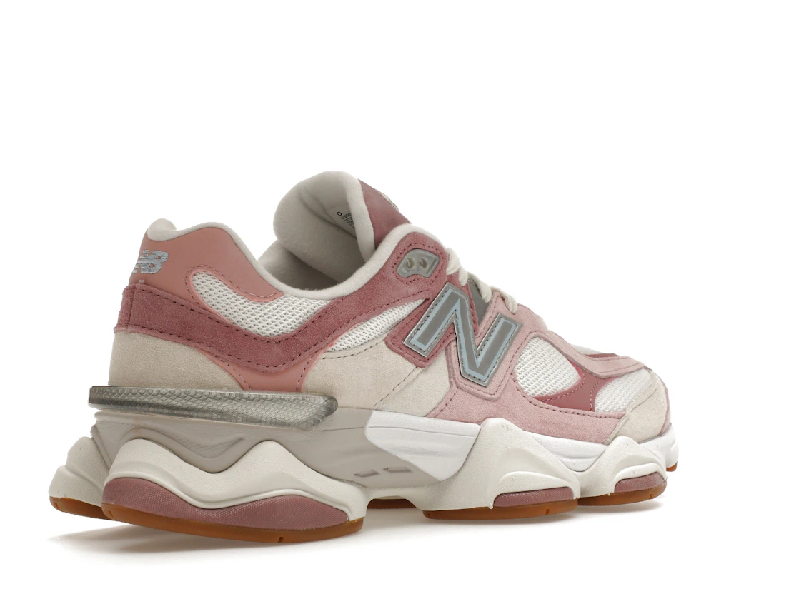 Vue 33 de New Balance 9060 Rose Pink