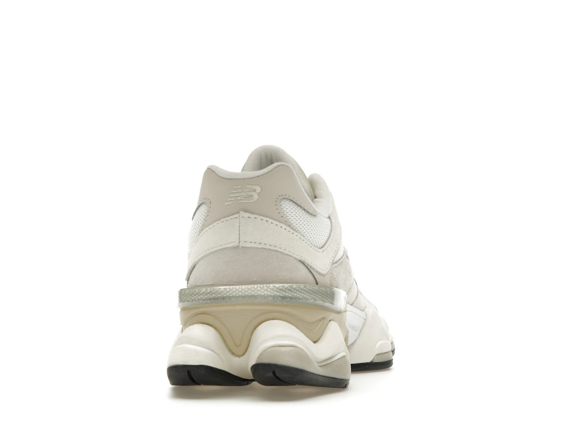 Vue 29 de New Balance 9060 Sea Salt Moonbeam