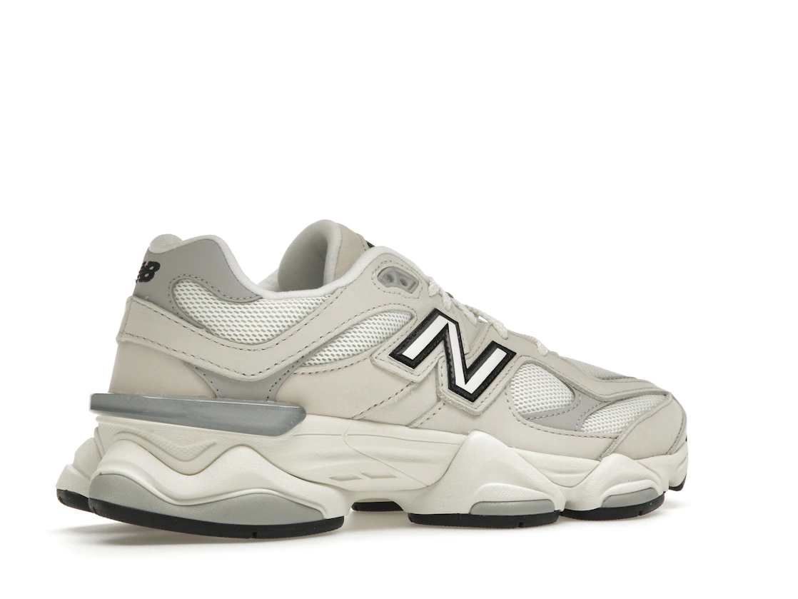Vue 34 de New Balance 9060 Sea Salt Raincloud