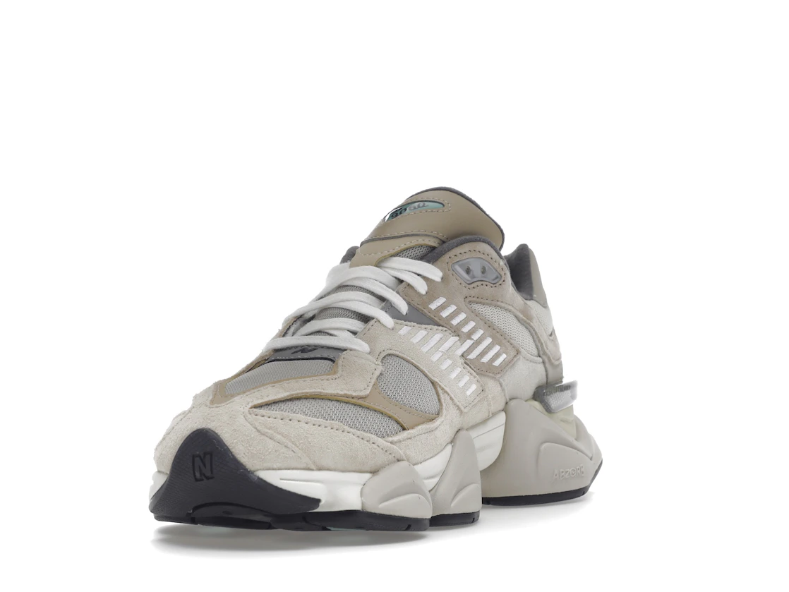 Vue 13 de New Balance 9060 Sea Salt