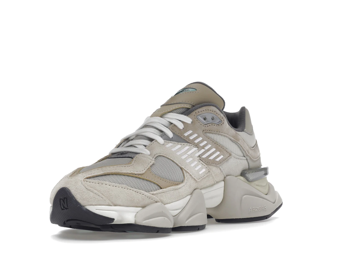 Vue 14 de New Balance 9060 Sea Salt
