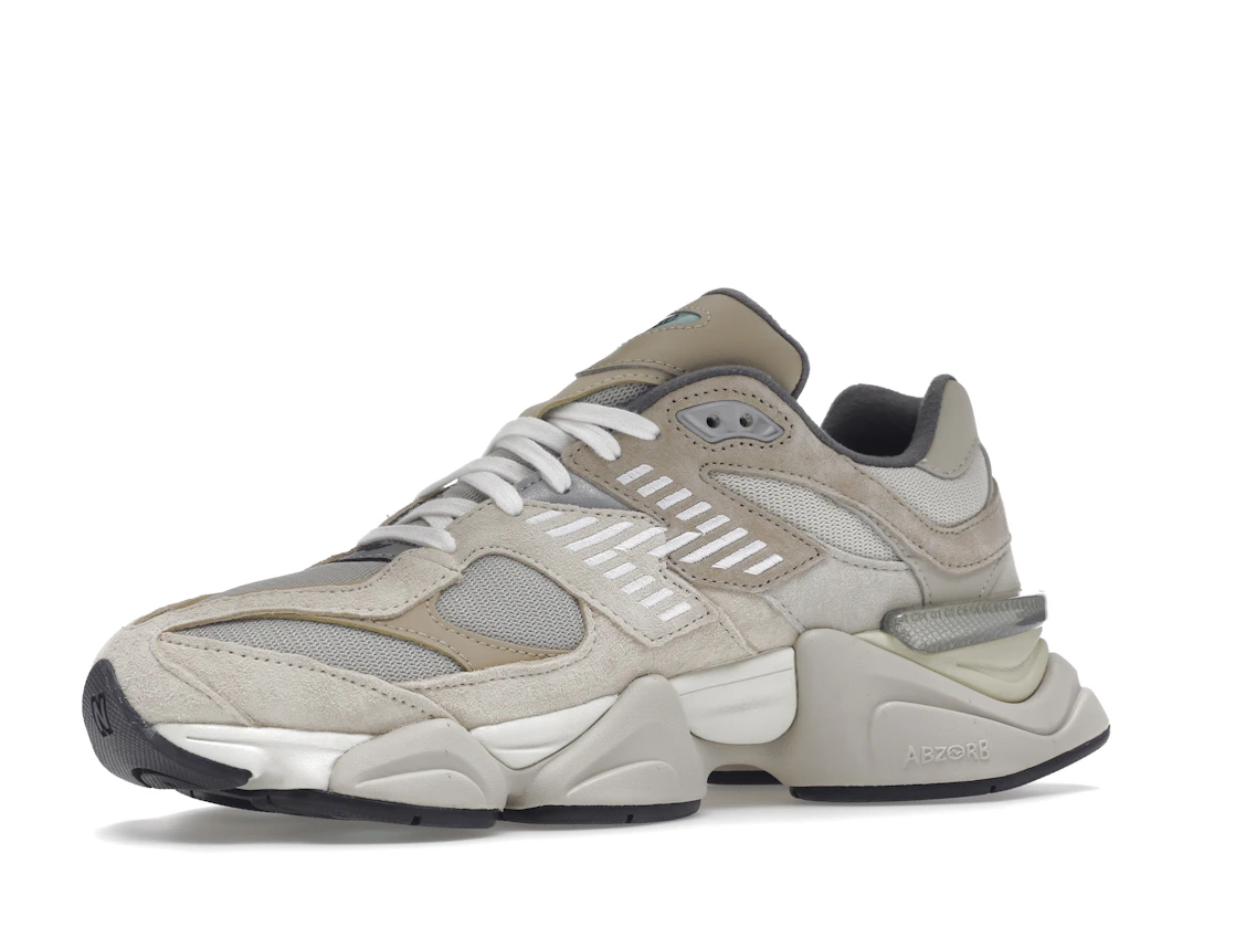 Vue 16 de New Balance 9060 Sea Salt