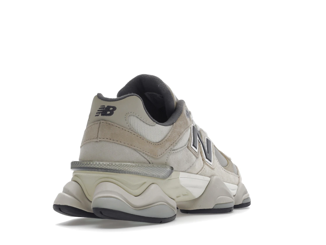 Vue 31 de New Balance 9060 Sea Salt