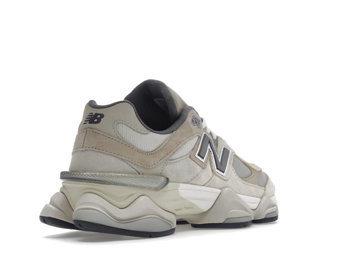 Vue 32 de New Balance 9060 Sea Salt