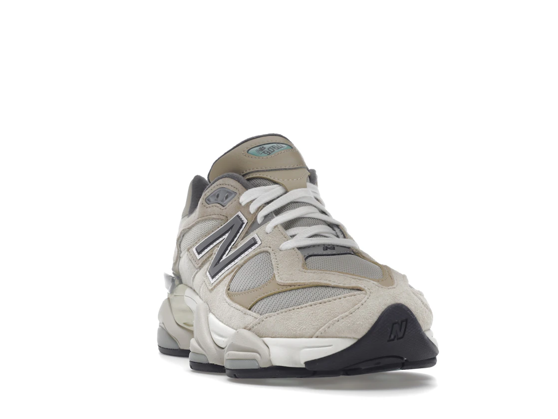 Vue 8 de New Balance 9060 Sea Salt