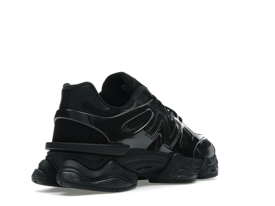 Vue 32 de New Balance 9060 Sea Stone Black