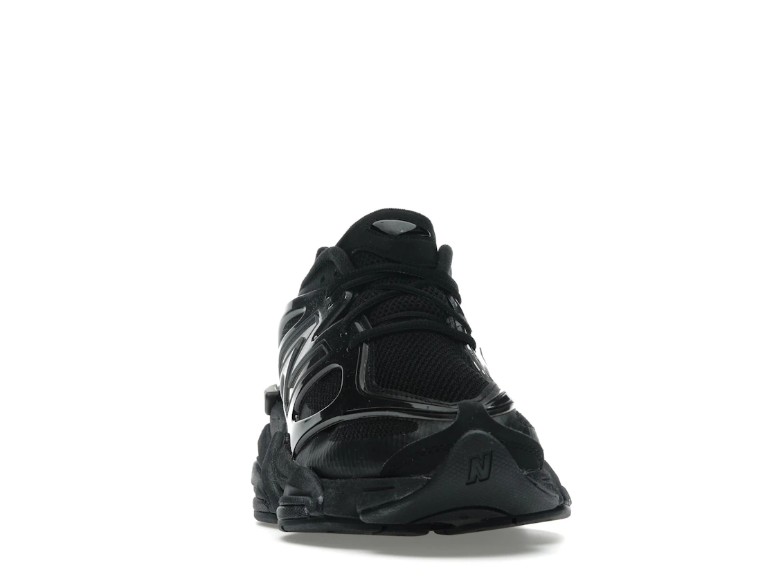 Vue 9 de New Balance 9060 Sea Stone Black