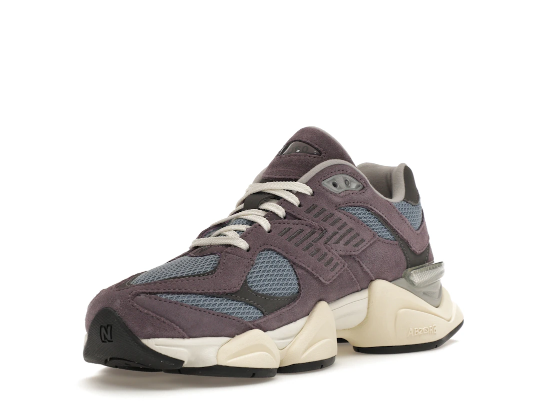 Vue 14 de New Balance 9060 Shadow Purple