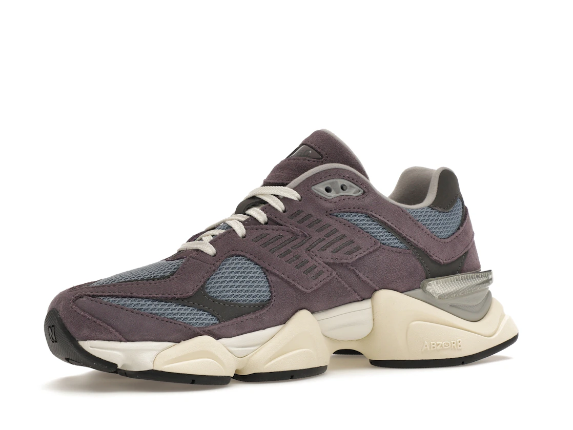 Vue 16 de New Balance 9060 Shadow Purple