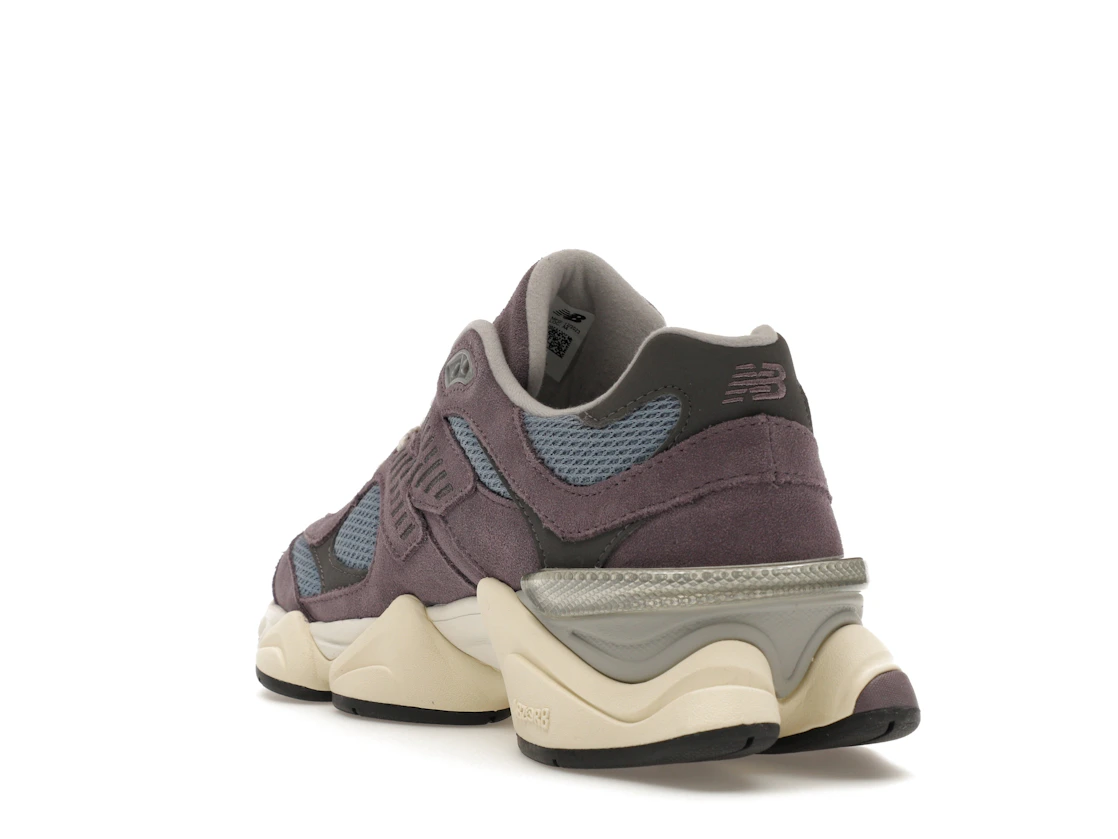 Vue 25 de New Balance 9060 Shadow Purple