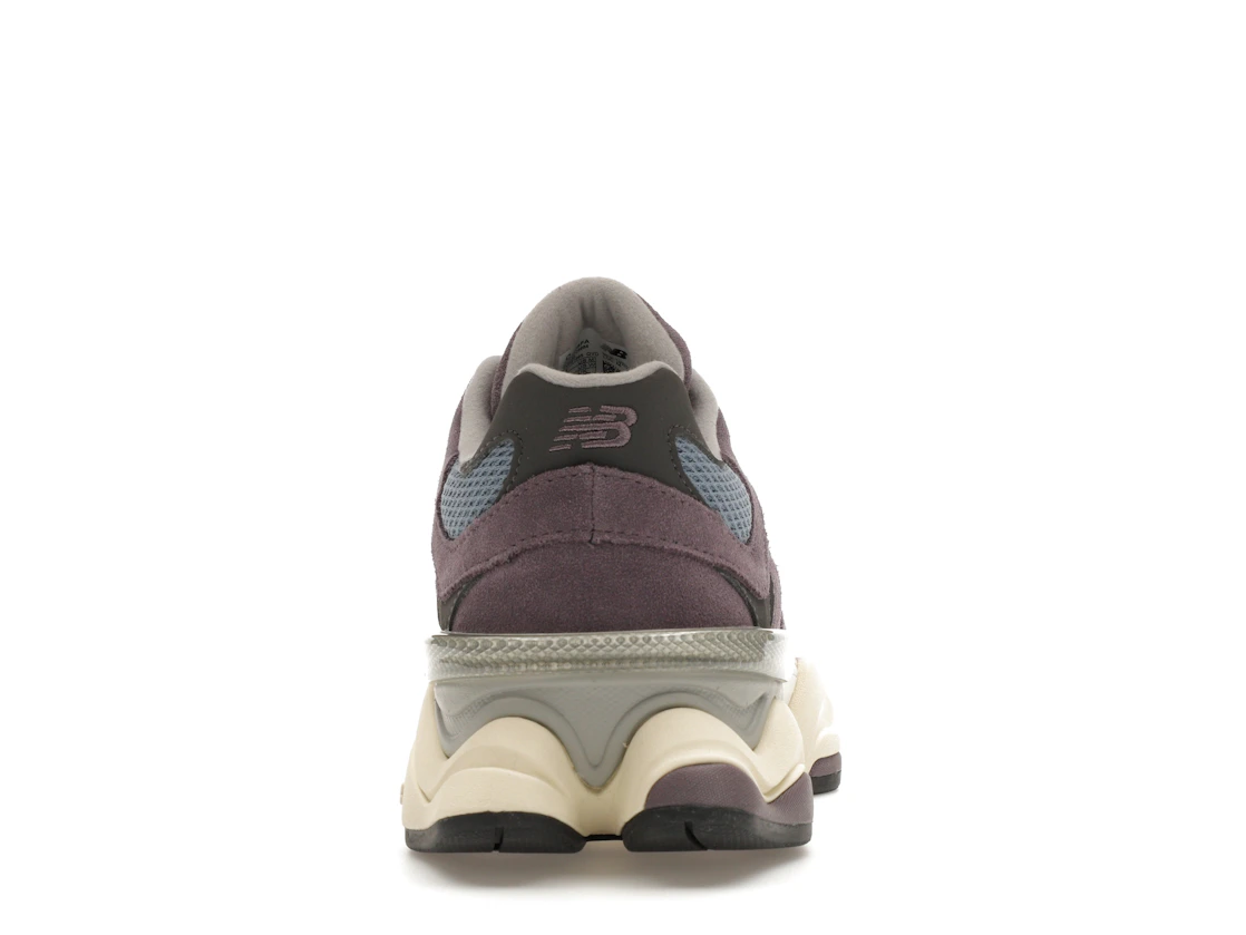 Vue 28 de New Balance 9060 Shadow Purple