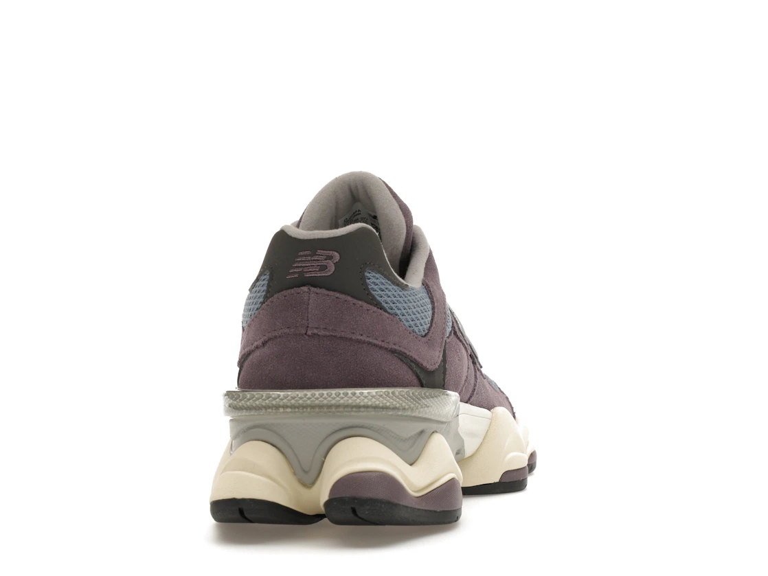 Vue 29 de New Balance 9060 Shadow Purple